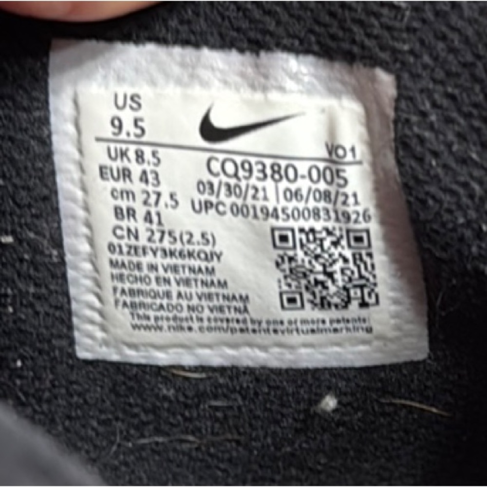 Nike Black and Red Basketball Witness V.5 Air Zoom Shoes - Picture 6 of 6